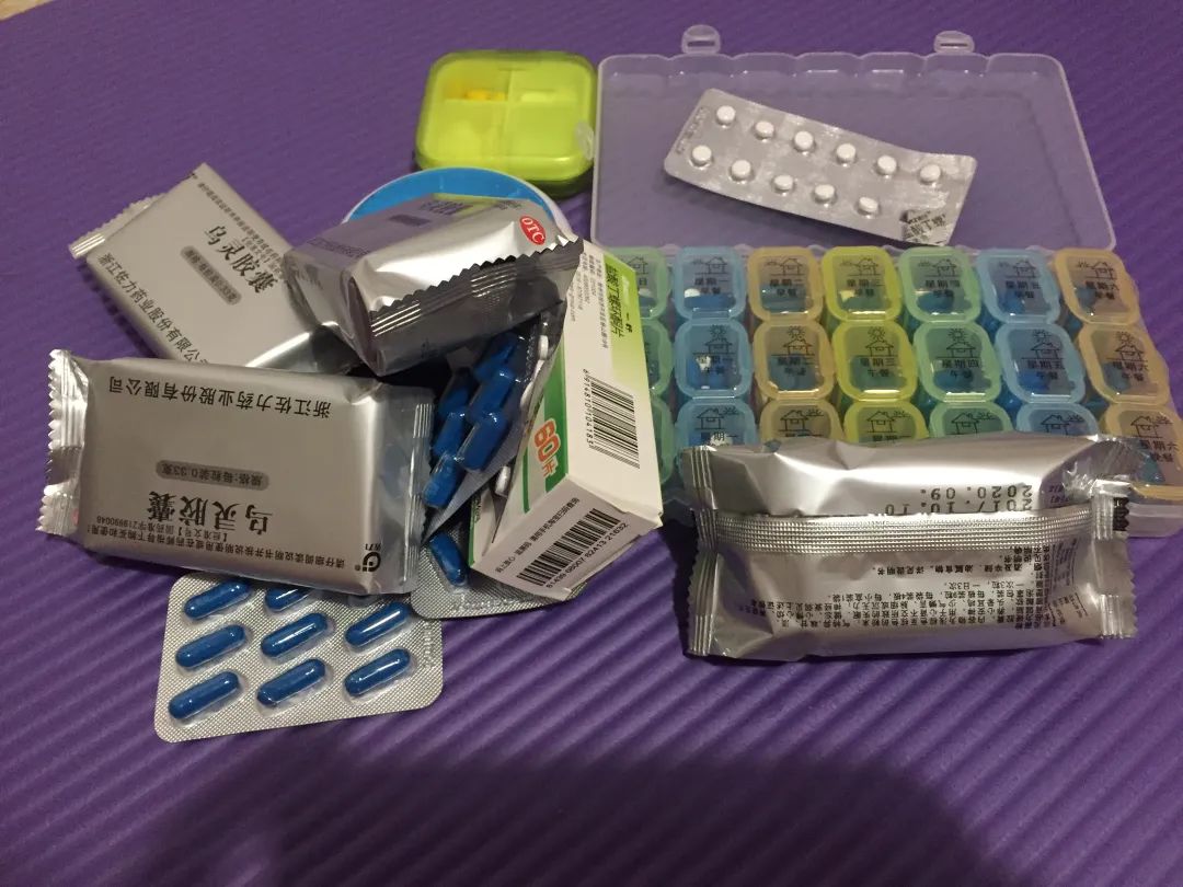 一个走出抑郁症的女孩:与原生家庭和解,辗转4个城市,相信明天会变好休闲区蓝鸢梦想 - Www.slyday.coM 一个走出抑郁症的女孩:与原生家庭和解,辗转4个城市,相信明天会变好休闲区蓝鸢梦想 - Www.slyday.coM