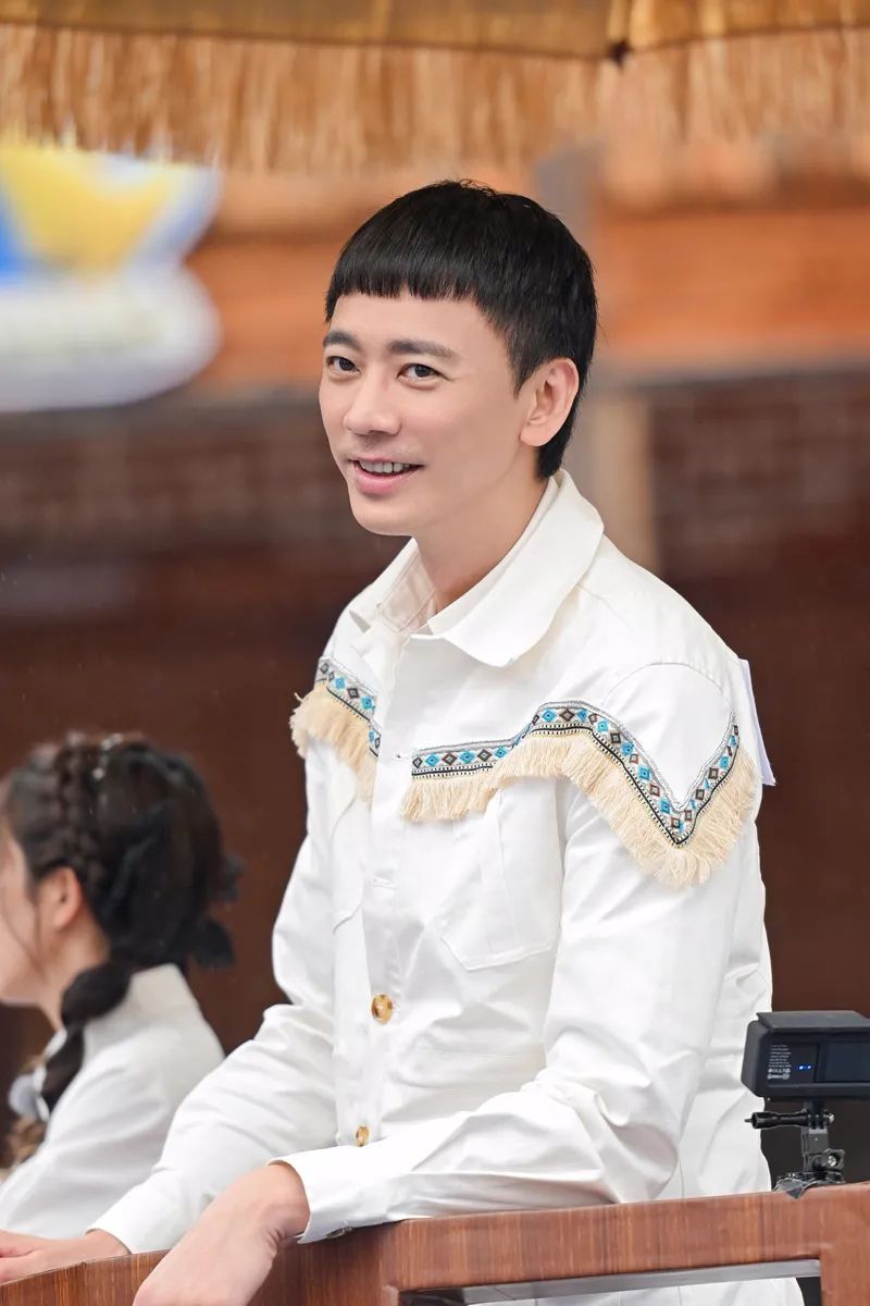 谁将成为“香菇大王”?《奔跑吧》第十季走进浙江景宁领略畲族风土人情休闲区蓝鸢梦想 - Www.slyday.coM 谁将成为“香菇大王”?《奔跑吧》第十季走进浙江景宁领略畲族风土人情休闲区蓝鸢梦想 - Www.slyday.coM