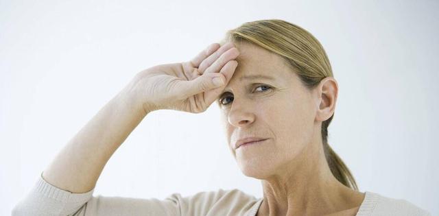 出现这4个症状,可能是“脑供血不足”,提醒:越早做这2件事越好休闲区蓝鸢梦想 - Www.slyday.coM 出现这4个症状,可能是“脑供血不足”,提醒:越早做这2件事越好休闲区蓝鸢梦想 - Www.slyday.coM