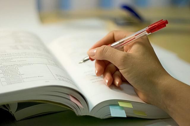 出现这4个症状,可能是“脑供血不足”,提醒:越早做这2件事越好休闲区蓝鸢梦想 - Www.slyday.coM 出现这4个症状,可能是“脑供血不足”,提醒:越早做这2件事越好休闲区蓝鸢梦想 - Www.slyday.coM