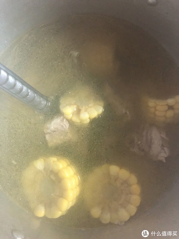 自制闽式玉米排骨汤,搭配新鲜食材烹饪的美食才是舌尖上首选(附美食烹饪流程)休闲区蓝鸢梦想 - Www.slyday.coM 自制闽式玉米排骨汤,搭配新鲜食材烹饪的美食才是舌尖上首选(附美食烹饪流程)休闲区蓝鸢梦想 - Www.slyday.coM