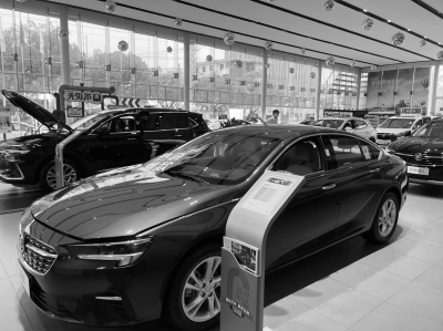 探路直营、代理制 车企加速重构汽车销售模式