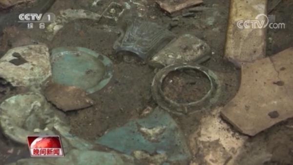 三星堆发现倒立顶尊人像!蛇身人像,戴牛角面具,纵目獠牙休闲区蓝鸢梦想 - Www.slyday.coM 三星堆发现倒立顶尊人像!蛇身人像,戴牛角面具,纵目獠牙休闲区蓝鸢梦想 - Www.slyday.coM