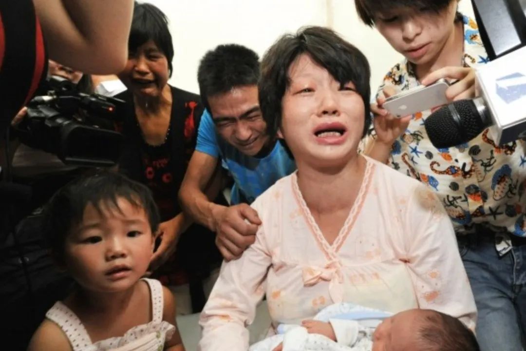 陕西产科女医生贩卖7个婴儿,为何宁愿判死刑,也不说贩卖孩子的下落休闲区蓝鸢梦想 - Www.slyday.coM 陕西产科女医生贩卖7个婴儿,为何宁愿判死刑,也不说贩卖孩子的下落休闲区蓝鸢梦想 - Www.slyday.coM