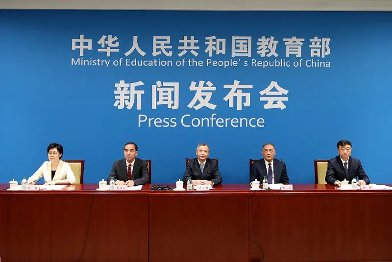 十大硬笔书法加盟品牌教育部:首轮“双一流”建设总体实现阶段性目标,十年来全国培养博士60多万名、硕士650多万名