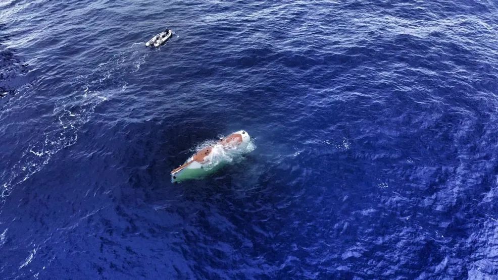 现在,全世界40多人去过深海一万米,其中27位是中国人休闲区蓝鸢梦想 - Www.slyday.coM 现在,全世界40多人去过深海一万米,其中27位是中国人休闲区蓝鸢梦想 - Www.slyday.coM