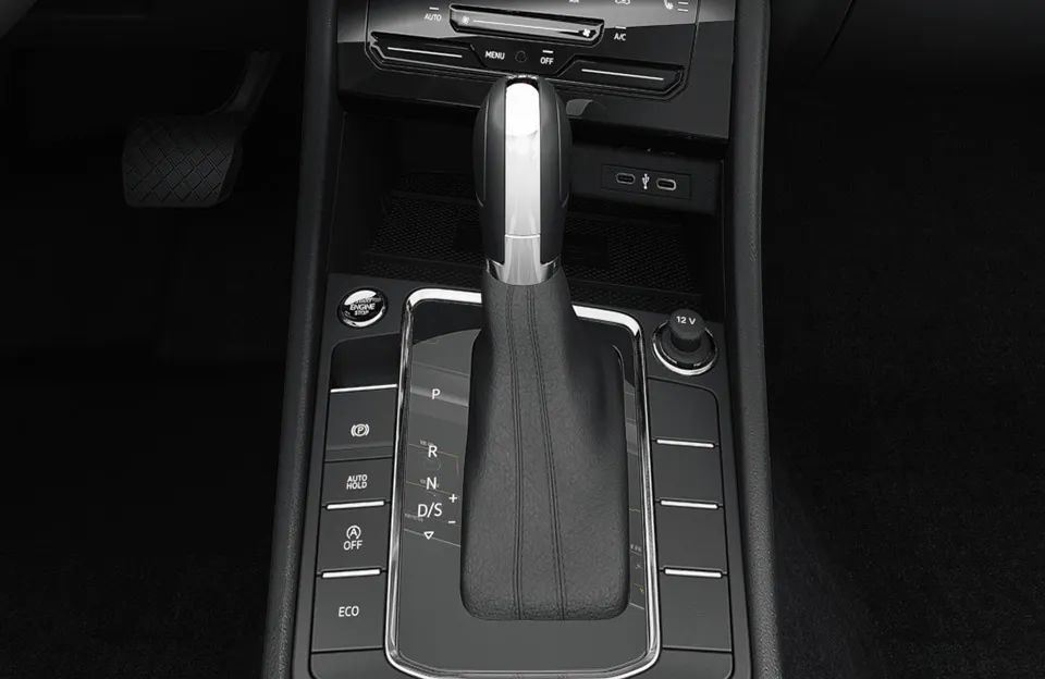 音频丨朗逸、宝来、速腾齐改款,大众三巨头应该选谁?