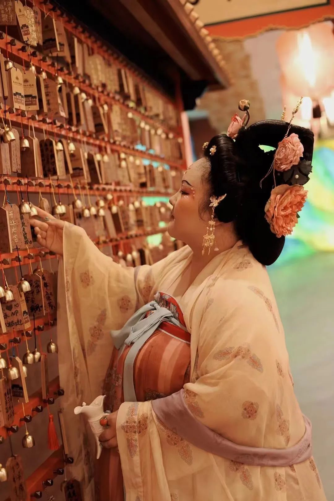 我去现实版长安十二时辰,和“杨贵妃”喝茶聊天休闲区蓝鸢梦想 - Www.slyday.coM 我去现实版长安十二时辰,和“杨贵妃”喝茶聊天休闲区蓝鸢梦想 - Www.slyday.coM