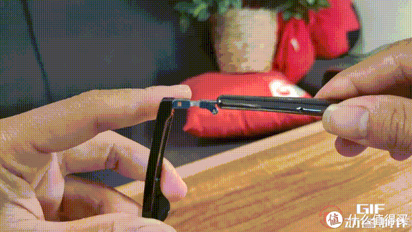 声阔智能眼镜 合二为一带来双倍快乐休闲区蓝鸢梦想 - Www.slyday.coM 声阔智能眼镜 合二为一带来双倍快乐休闲区蓝鸢梦想 - Www.slyday.coM