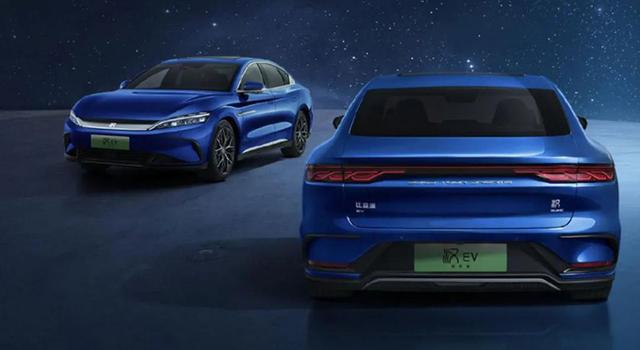 阿尔法S对比汉EV,都是中大型纯电轿车,看完这篇不纠结