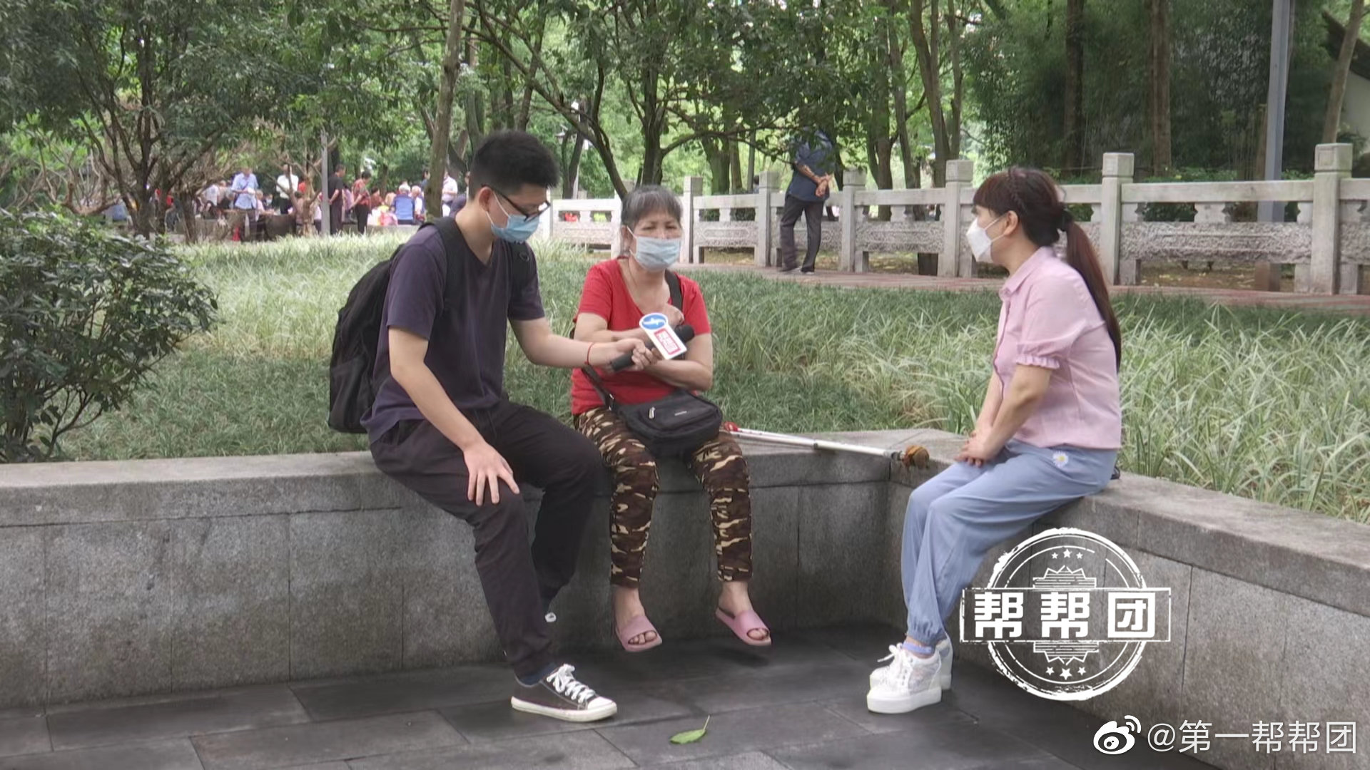 追踪：七旬老人无处安身，子女不赡养，记者为老人寻找法律援助