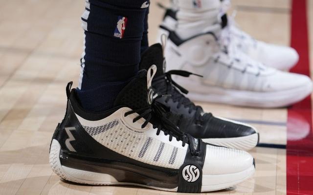 耐克、阿迪为何不香了?年轻人不再迷恋洋品牌,而选择国潮了吗?休闲区蓝鸢梦想 - Www.slyday.coM 耐克、阿迪为何不香了?年轻人不再迷恋洋品牌,而选择国潮了吗?休闲区蓝鸢梦想 - Www.slyday.coM