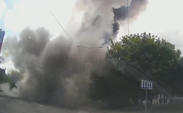 俄媒：顿涅茨克中部传出巨大爆炸声和炮火声