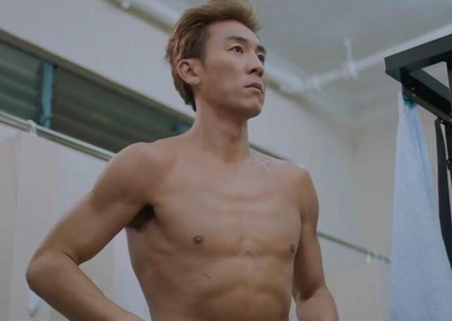 三代同堂庆父亲节!TVB视帝遭爸爸训话,一句话令其从严父变慈父休闲区蓝鸢梦想 - Www.slyday.coM 三代同堂庆父亲节!TVB视帝遭爸爸训话,一句话令其从严父变慈父休闲区蓝鸢梦想 - Www.slyday.coM