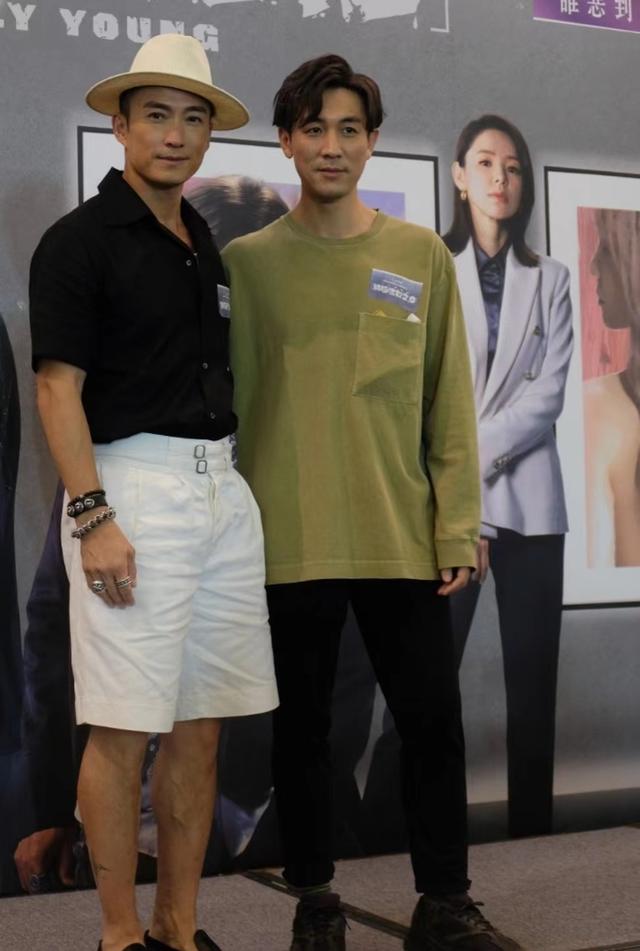 三代同堂庆父亲节!TVB视帝遭爸爸训话,一句话令其从严父变慈父休闲区蓝鸢梦想 - Www.slyday.coM 三代同堂庆父亲节!TVB视帝遭爸爸训话,一句话令其从严父变慈父休闲区蓝鸢梦想 - Www.slyday.coM