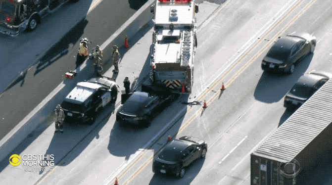 车祸前1秒特斯拉自驾系统自动退出 自动驾驶到底靠不靠谱?休闲区蓝鸢梦想 - Www.slyday.coM 车祸前1秒特斯拉自驾系统自动退出 自动驾驶到底靠不靠谱?休闲区蓝鸢梦想 - Www.slyday.coM