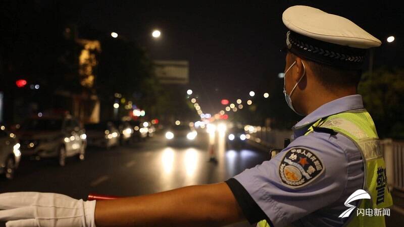 司机喝酒太“勤”10天内两次酒驾被查 山东曝光一批典型案例休闲区蓝鸢梦想 - Www.slyday.coM 司机喝酒太“勤”10天内两次酒驾被查 山东曝光一批典型案例休闲区蓝鸢梦想 - Www.slyday.coM