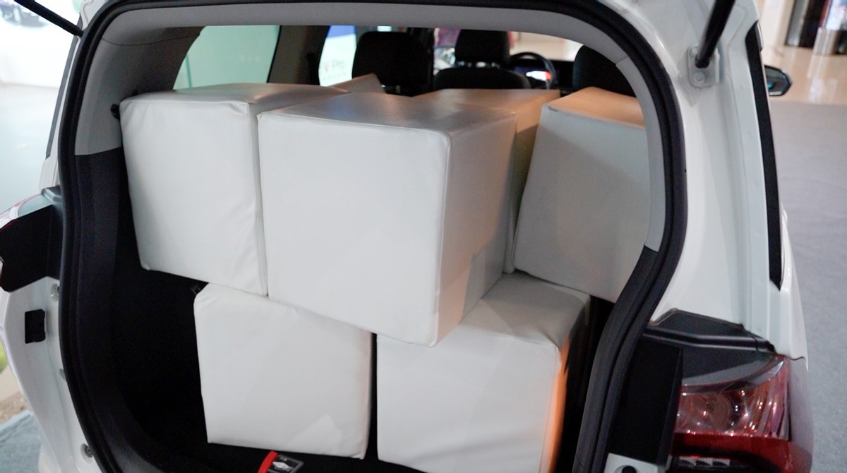 家用车跨界PK,传祺M6 PRO和大众朗逸,应该怎么选?休闲区蓝鸢梦想 - Www.slyday.coM 家用车跨界PK,传祺M6 PRO和大众朗逸,应该怎么选?休闲区蓝鸢梦想 - Www.slyday.coM