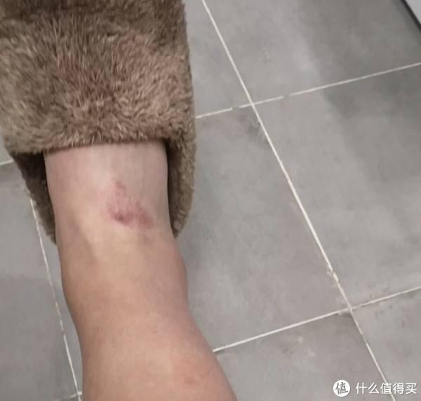 为什么装过“亮光砖”的都不建议别人装?原因很简单!休闲区蓝鸢梦想 - Www.slyday.coM 为什么装过“亮光砖”的都不建议别人装?原因很简单!休闲区蓝鸢梦想 - Www.slyday.coM