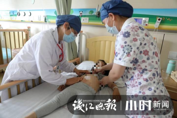 杭州6岁女孩屁股里爬出小虫,还在动!也许和全家人爱吃烧烤脱不了关系……休闲区蓝鸢梦想 - Www.slyday.coM 杭州6岁女孩屁股里爬出小虫,还在动!也许和全家人爱吃烧烤脱不了关系……休闲区蓝鸢梦想 - Www.slyday.coM