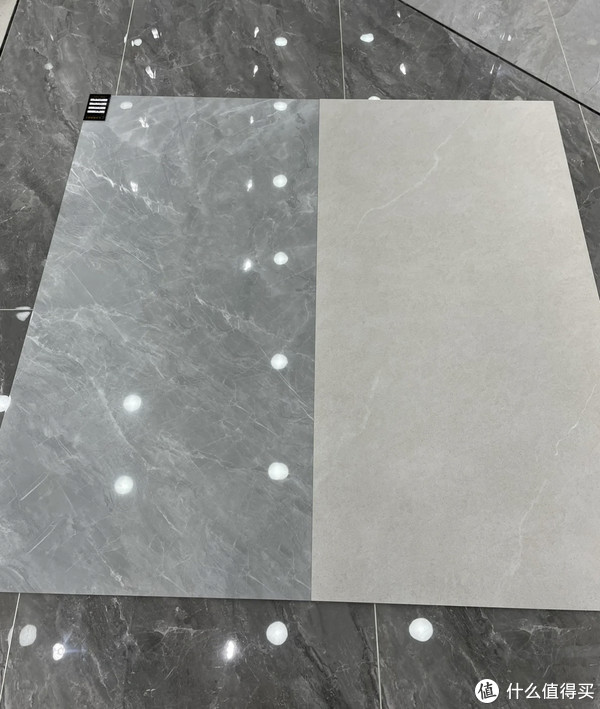 为什么装过“亮光砖”的都不建议别人装?原因很简单!休闲区蓝鸢梦想 - Www.slyday.coM 为什么装过“亮光砖”的都不建议别人装?原因很简单!休闲区蓝鸢梦想 - Www.slyday.coM