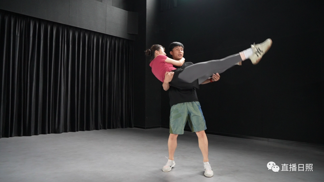 爱上日照丨这对“神仙情侣”,从日照考到北京,又从北京回到日照!休闲区蓝鸢梦想 - Www.slyday.coM 爱上日照丨这对“神仙情侣”,从日照考到北京,又从北京回到日照!休闲区蓝鸢梦想 - Www.slyday.coM