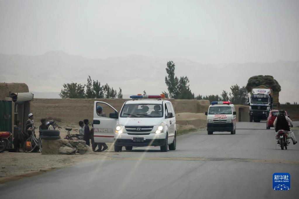 阿富汗东部地震造成至少920人死亡休闲区蓝鸢梦想 - Www.slyday.coM 阿富汗东部地震造成至少920人死亡休闲区蓝鸢梦想 - Www.slyday.coM