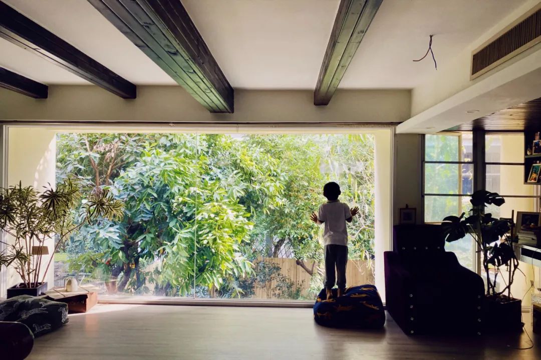 她卖掉市中心大平层,花2万租下梦中情房,太让人羡慕了!休闲区蓝鸢梦想 - Www.slyday.coM 她卖掉市中心大平层,花2万租下梦中情房,太让人羡慕了!休闲区蓝鸢梦想 - Www.slyday.coM