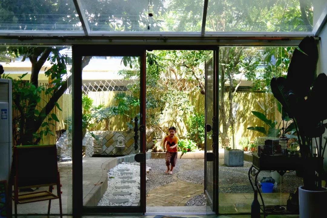 她卖掉市中心大平层,花2万租下梦中情房,太让人羡慕了!休闲区蓝鸢梦想 - Www.slyday.coM 她卖掉市中心大平层,花2万租下梦中情房,太让人羡慕了!休闲区蓝鸢梦想 - Www.slyday.coM