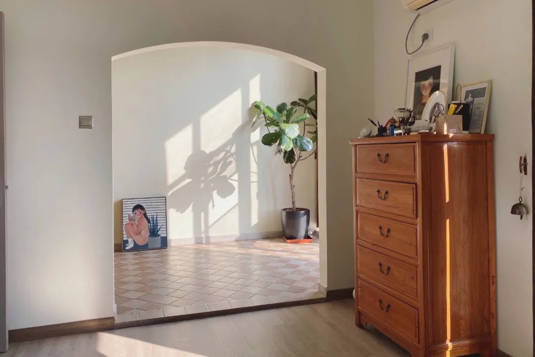 她卖掉市中心大平层,花2万租下梦中情房,太让人羡慕了!休闲区蓝鸢梦想 - Www.slyday.coM 她卖掉市中心大平层,花2万租下梦中情房,太让人羡慕了!休闲区蓝鸢梦想 - Www.slyday.coM