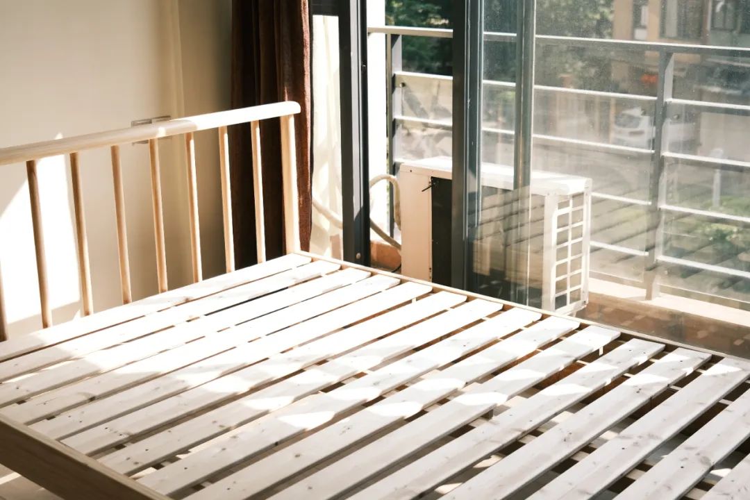 她卖掉市中心大平层,花2万租下梦中情房,太让人羡慕了!休闲区蓝鸢梦想 - Www.slyday.coM 她卖掉市中心大平层,花2万租下梦中情房,太让人羡慕了!休闲区蓝鸢梦想 - Www.slyday.coM