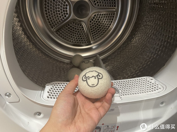 烘干机是否真能解放阳台,使用一年多,谈谈真实体验!休闲区蓝鸢梦想 - Www.slyday.coM 烘干机是否真能解放阳台,使用一年多,谈谈真实体验!休闲区蓝鸢梦想 - Www.slyday.coM