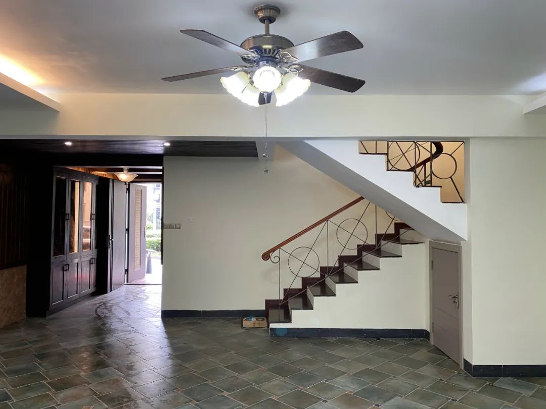 她卖掉市中心大平层,花2万租下梦中情房,太让人羡慕了!休闲区蓝鸢梦想 - Www.slyday.coM 她卖掉市中心大平层,花2万租下梦中情房,太让人羡慕了!休闲区蓝鸢梦想 - Www.slyday.coM