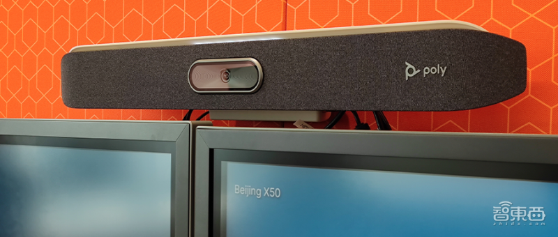 50年前给美国登月宇航员做耳机的人,跳进了“混合办公”新风口休闲区蓝鸢梦想 - Www.slyday.coM 50年前给美国登月宇航员做耳机的人,跳进了“混合办公”新风口休闲区蓝鸢梦想 - Www.slyday.coM