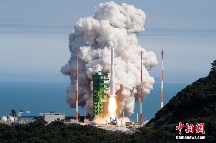 当地时间6月21日，韩国政府宣布，韩国自主研发的运载火箭“世界”