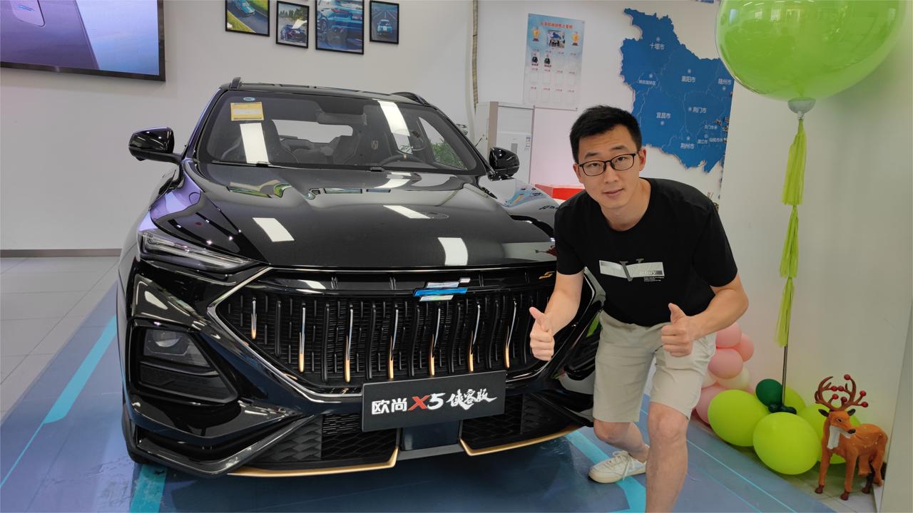 欧尚X5侠客版探店实拍，低调之中暗藏锋芒？