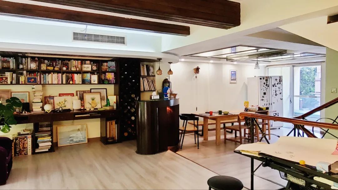 她卖掉市中心大平层,花2万租下梦中情房,太让人羡慕了!休闲区蓝鸢梦想 - Www.slyday.coM 她卖掉市中心大平层,花2万租下梦中情房,太让人羡慕了!休闲区蓝鸢梦想 - Www.slyday.coM