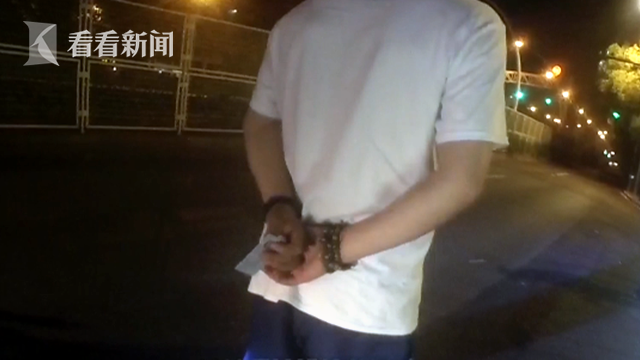 驾照被吊销了就好?男子醉驾被抓自称是故意的 原因让人哭笑不得休闲区蓝鸢梦想 - Www.slyday.coM 驾照被吊销了就好?男子醉驾被抓自称是故意的 原因让人哭笑不得休闲区蓝鸢梦想 - Www.slyday.coM