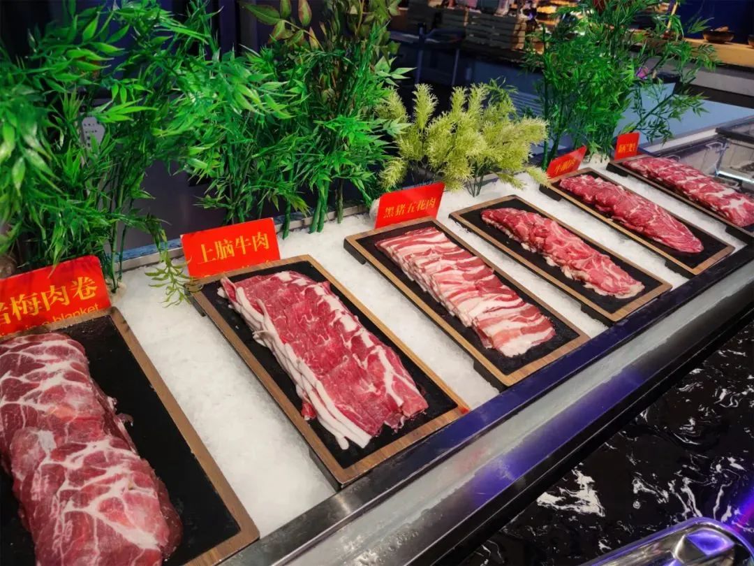 金枪鱼、活蟹各类海鲜不限量!烤肉+火锅双倍快乐!许昌这家海鲜自助让你分分钟吃回票价!休闲区蓝鸢梦想 - Www.slyday.coM 金枪鱼、活蟹各类海鲜不限量!烤肉+火锅双倍快乐!许昌这家海鲜自助让你分分钟吃回票价!休闲区蓝鸢梦想 - Www.slyday.coM