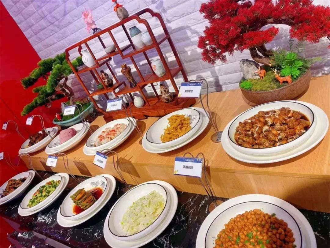 金枪鱼、活蟹各类海鲜不限量!烤肉+火锅双倍快乐!许昌这家海鲜自助让你分分钟吃回票价!休闲区蓝鸢梦想 - Www.slyday.coM 金枪鱼、活蟹各类海鲜不限量!烤肉+火锅双倍快乐!许昌这家海鲜自助让你分分钟吃回票价!休闲区蓝鸢梦想 - Www.slyday.coM