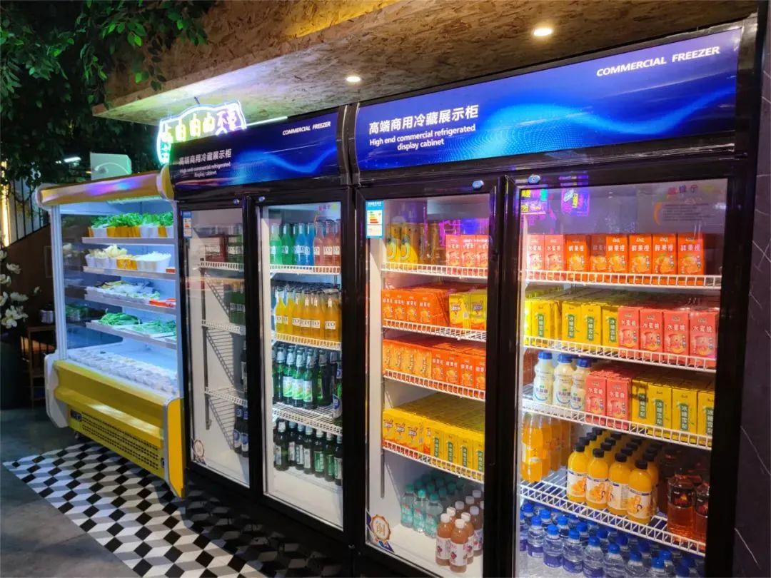 金枪鱼、活蟹各类海鲜不限量!烤肉+火锅双倍快乐!许昌这家海鲜自助让你分分钟吃回票价!休闲区蓝鸢梦想 - Www.slyday.coM 金枪鱼、活蟹各类海鲜不限量!烤肉+火锅双倍快乐!许昌这家海鲜自助让你分分钟吃回票价!休闲区蓝鸢梦想 - Www.slyday.coM