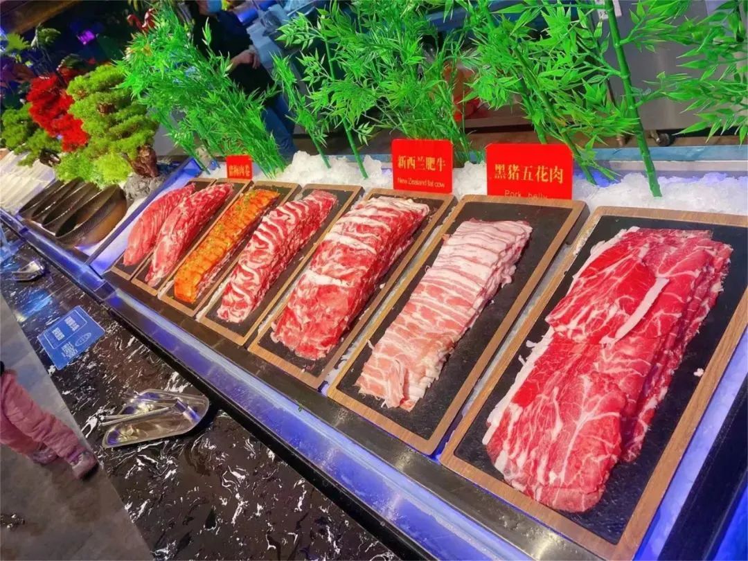 金枪鱼、活蟹各类海鲜不限量!烤肉+火锅双倍快乐!许昌这家海鲜自助让你分分钟吃回票价!休闲区蓝鸢梦想 - Www.slyday.coM 金枪鱼、活蟹各类海鲜不限量!烤肉+火锅双倍快乐!许昌这家海鲜自助让你分分钟吃回票价!休闲区蓝鸢梦想 - Www.slyday.coM