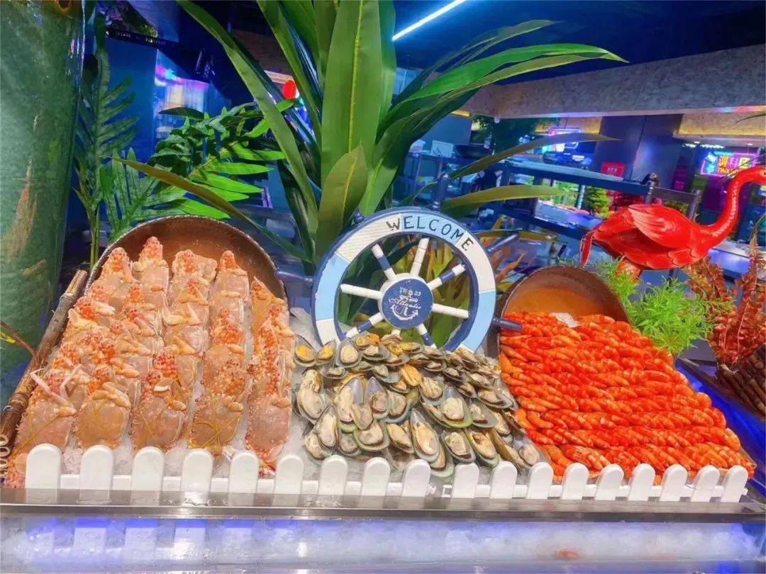 金枪鱼、活蟹各类海鲜不限量!烤肉+火锅双倍快乐!许昌这家海鲜自助让你分分钟吃回票价!休闲区蓝鸢梦想 - Www.slyday.coM 金枪鱼、活蟹各类海鲜不限量!烤肉+火锅双倍快乐!许昌这家海鲜自助让你分分钟吃回票价!休闲区蓝鸢梦想 - Www.slyday.coM