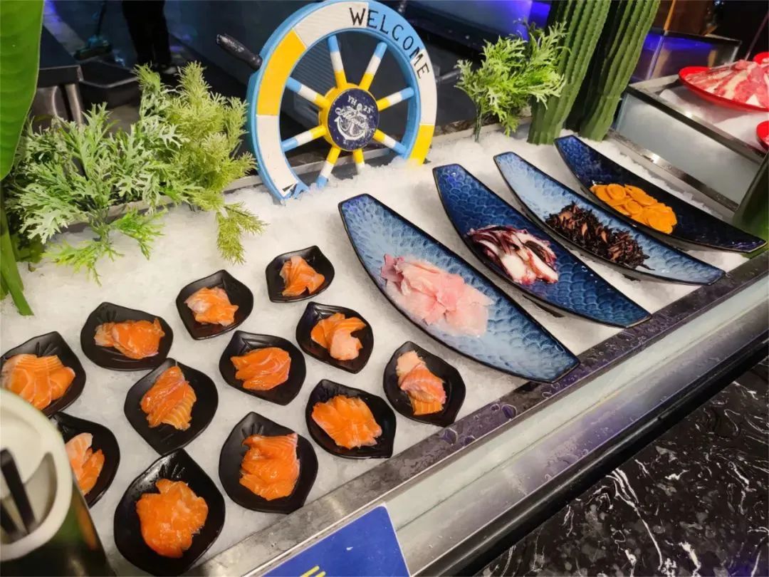 金枪鱼、活蟹各类海鲜不限量!烤肉+火锅双倍快乐!许昌这家海鲜自助让你分分钟吃回票价!休闲区蓝鸢梦想 - Www.slyday.coM 金枪鱼、活蟹各类海鲜不限量!烤肉+火锅双倍快乐!许昌这家海鲜自助让你分分钟吃回票价!休闲区蓝鸢梦想 - Www.slyday.coM