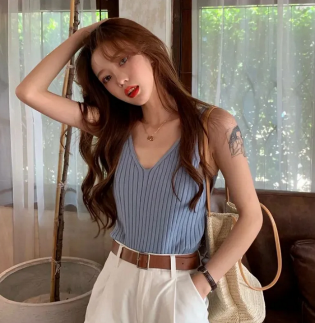 会穿衣的女人,夏天应该准备这“3衣2裙”,时髦洋气显气质休闲区蓝鸢梦想 - Www.slyday.coM 会穿衣的女人,夏天应该准备这“3衣2裙”,时髦洋气显气质休闲区蓝鸢梦想 - Www.slyday.coM