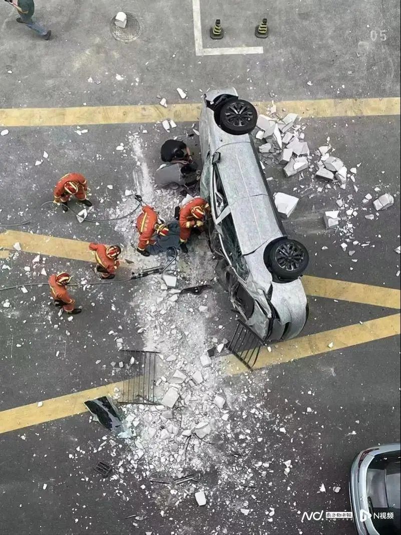 蔚来坠楼致死两人后,蔚来公关总监马麟“抄”了一位车友的公关稿休闲区蓝鸢梦想 - Www.slyday.coM 蔚来坠楼致死两人后,蔚来公关总监马麟“抄”了一位车友的公关稿休闲区蓝鸢梦想 - Www.slyday.coM