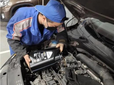 维修保养汽车时有哪些陷阱？常规保养都有什么？