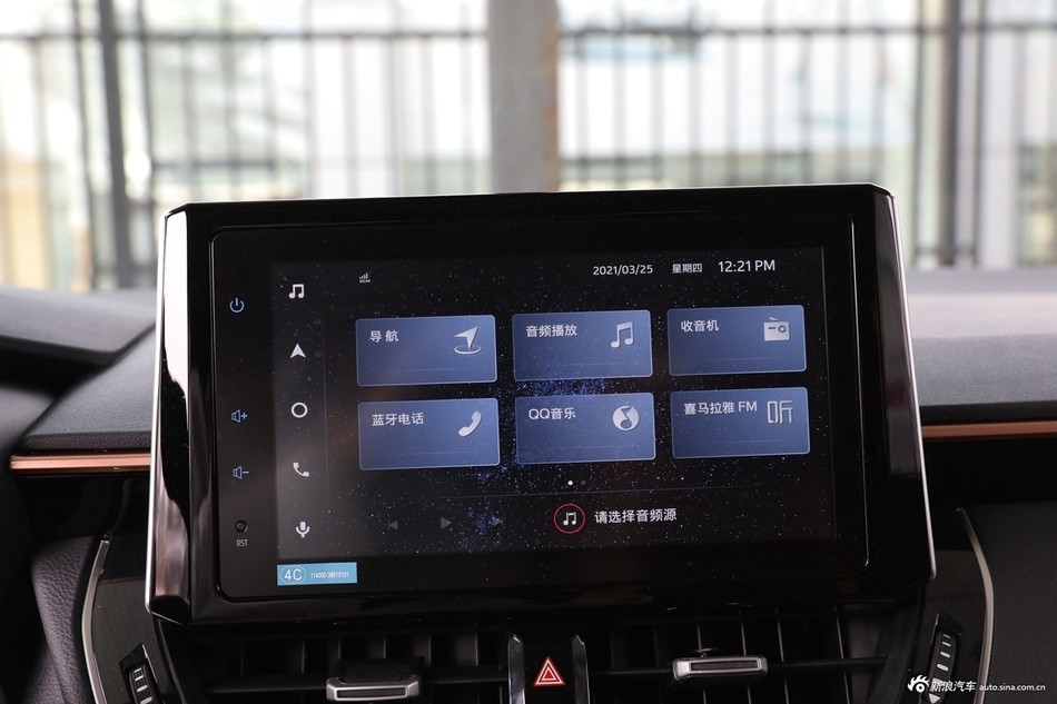 第七代伊兰特对比卡罗拉,Z时代年轻人的家用轿车应该怎么选?
