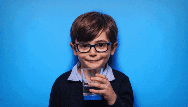 “不舒服多喝水”真的对所有人都适合么?休闲区蓝鸢梦想 - Www.slyday.coM “不舒服多喝水”真的对所有人都适合么?休闲区蓝鸢梦想 - Www.slyday.coM