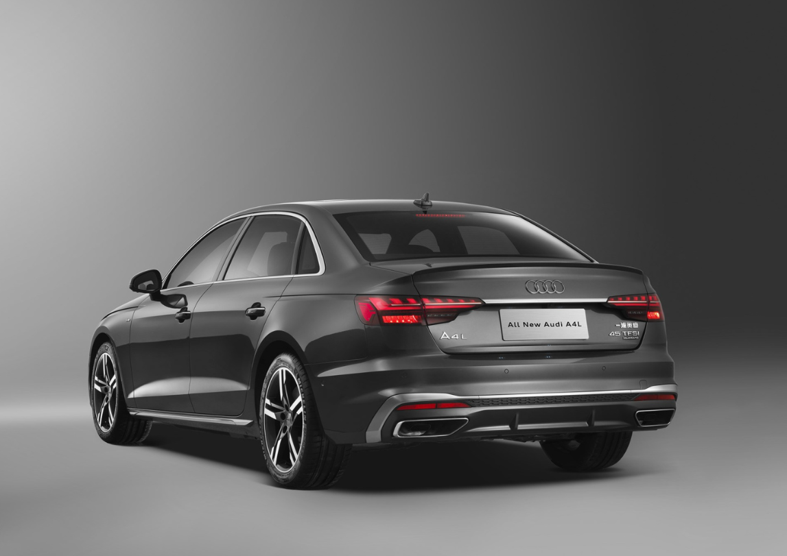 谁才是入门豪车的标杆?A4L、3系和C级横向对比,差距真的太大了休闲区蓝鸢梦想 - Www.slyday.coM 谁才是入门豪车的标杆?A4L、3系和C级横向对比,差距真的太大了休闲区蓝鸢梦想 - Www.slyday.coM